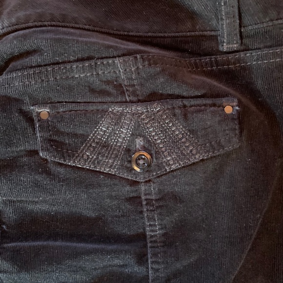 White House Black Market // EUC corduroy skirt - Picture 11 of 15